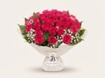Bouquet "Passione Romana" con Rose Fucsia e Gypsophila – Fiori Bibo