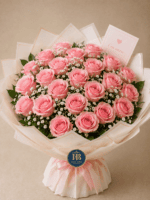 Bouquet "Rosa Tenerezza" – Rose Rosa Chiaro e Gypsophila – Fiori Bibo