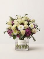 Bouquet Sofisticato Bianco e Viola in Vaso