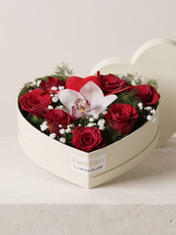 Box a Cuore con Rose Rosse e Orchidea