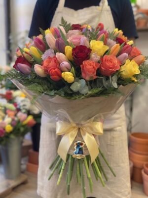 Bouquet "Armonia di Tulipani e Rose" – Capolavoro Misto – Fiori Bibo