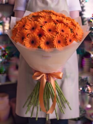 Bouquet "Gerbera Arancioni Energia" – Gerbere Fresche a Cupola – Fiori Bibo