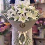 Bouquet "Gigli Reali Bianchi" – Eleganza e Profumo Lussuoso – Fiori Bibo